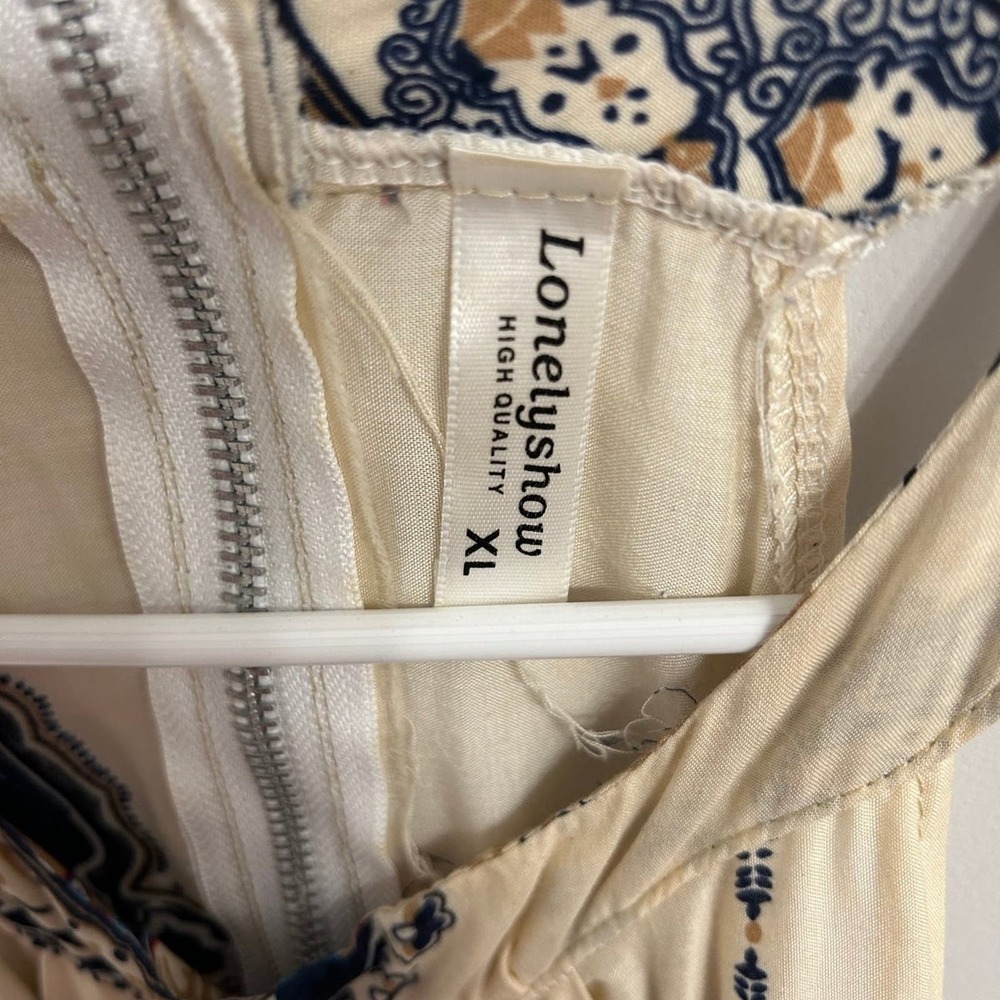 Top - Picture 4 of 6